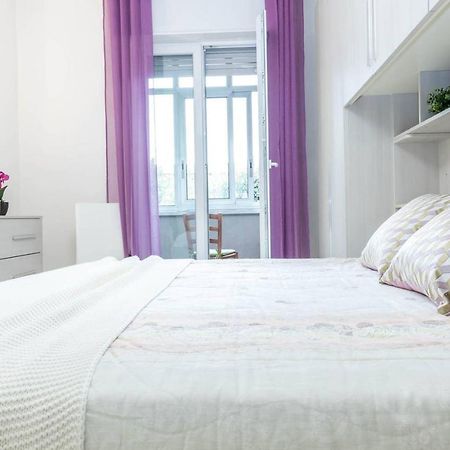 Altido Lovely Apt For 6 Located In Vibrant Gallaratese Milano Exterior foto