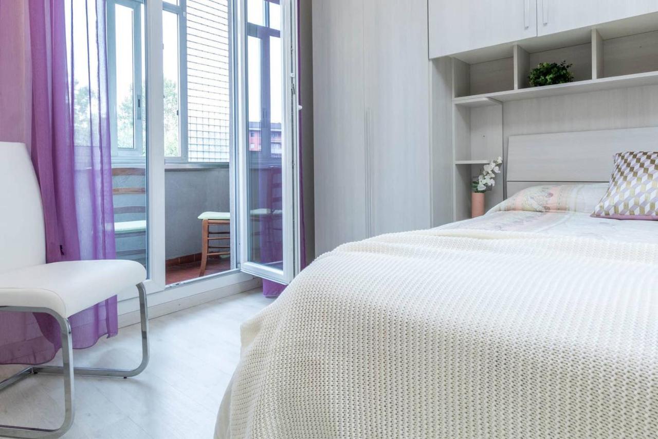 Altido Lovely Apt For 6 Located In Vibrant Gallaratese Milano Exterior foto