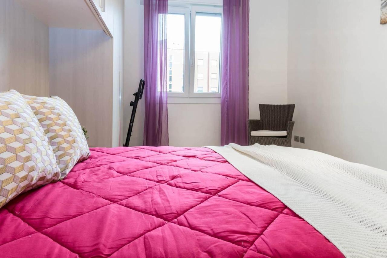 Altido Lovely Apt For 6 Located In Vibrant Gallaratese Milano Exterior foto